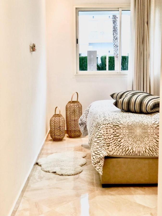 Apartamento Apparemment De Luxe Vue Piscine Bouznika Exterior foto